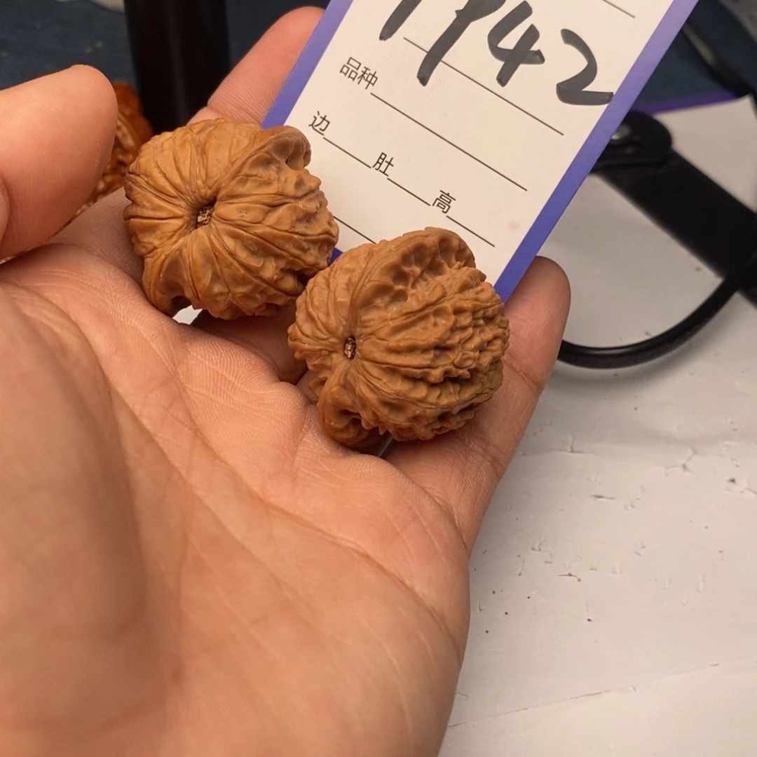 把件文玩核桃1942