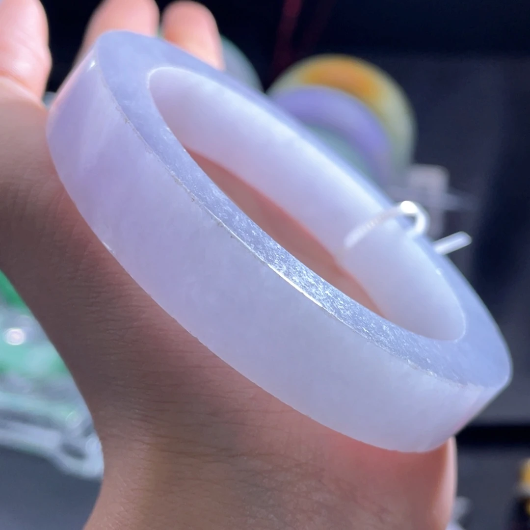未镶嵌手镯定制翡翠