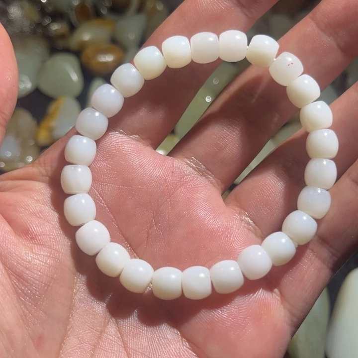 和田玉（糖玉）未镶嵌手链