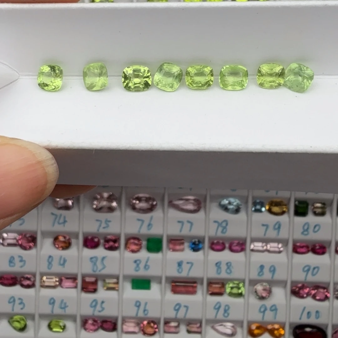 橄榄石未镶嵌笔搁天然8颗