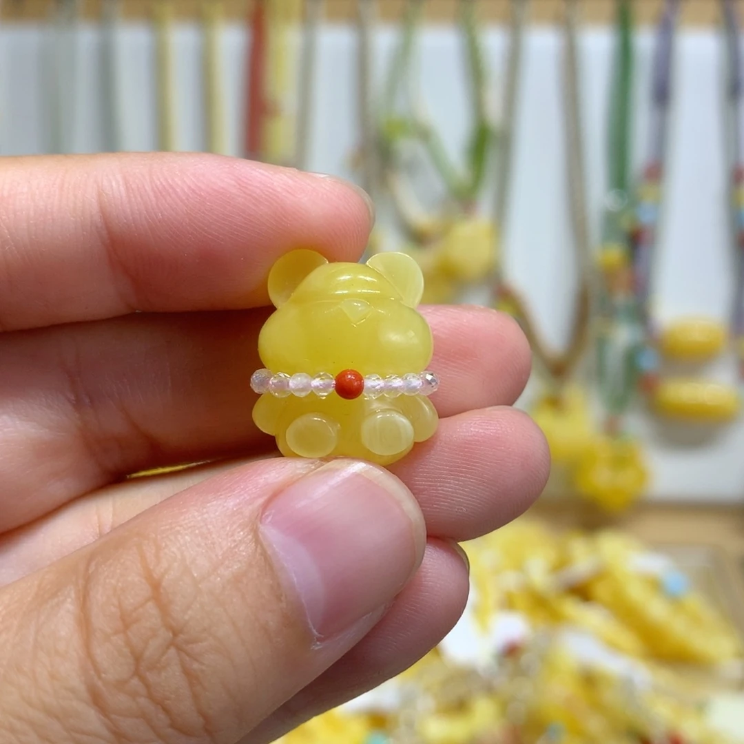 未镶嵌琥珀裸石配饰