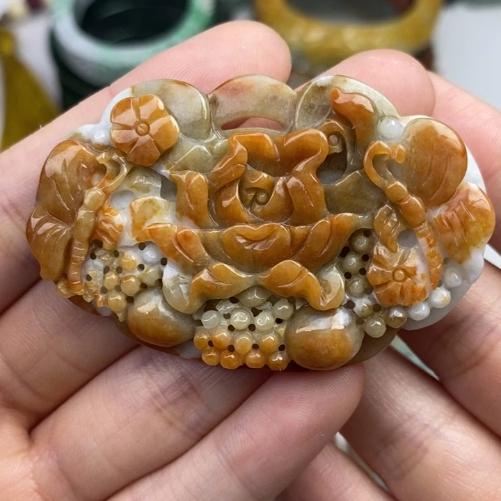 颈饰未镶嵌翡翠吊坠