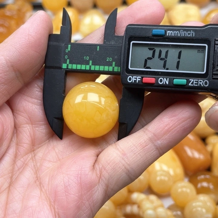 蜜蜡裸石未镶嵌蜜蜡珠子