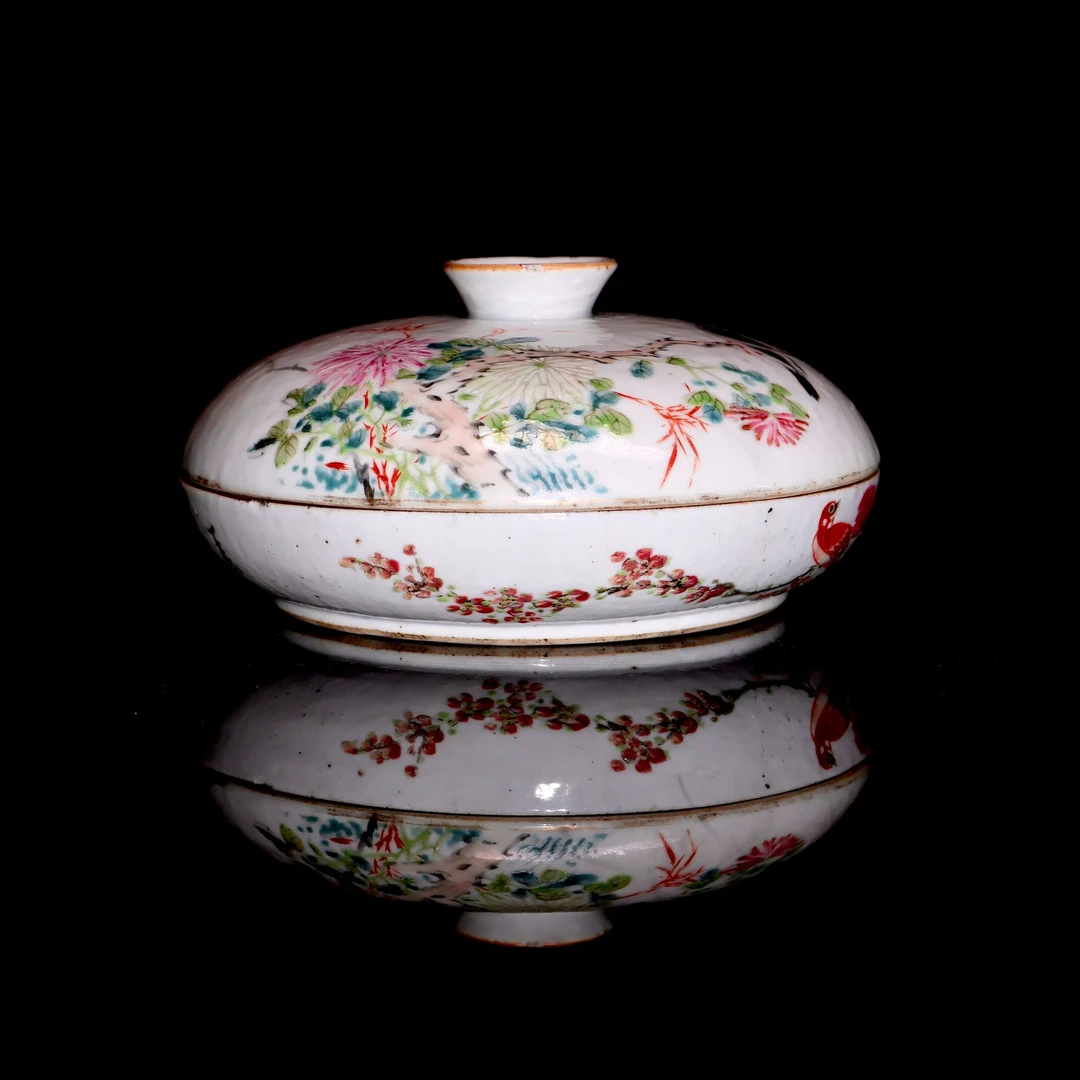 47:清晚期浅降彩花鸟诗文盖锅