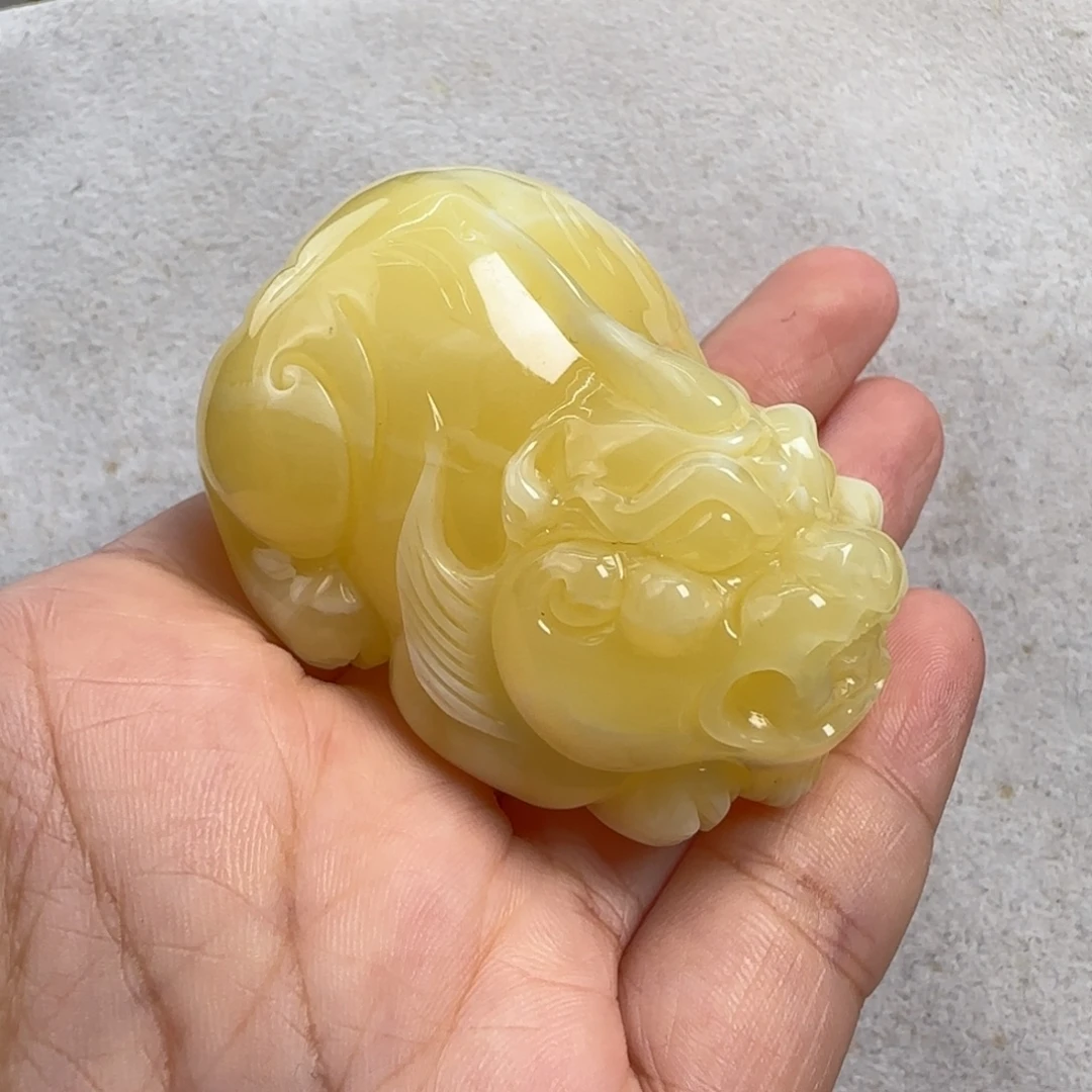蜜蜡未镶嵌珠宝奇石