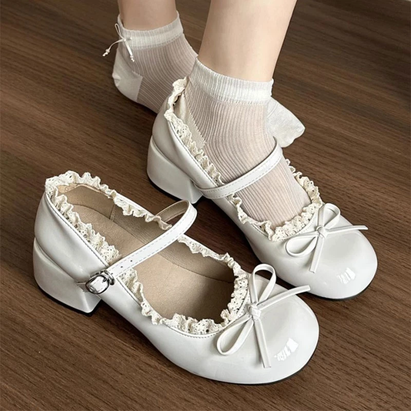 白色蝴蝶结蕾丝粗跟玛丽珍鞋女2025年夏季新款甜妹法式百搭小皮鞋