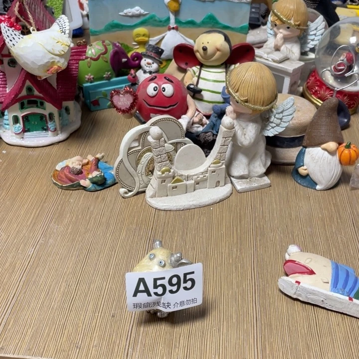 七***侠摆件孤品老货微瑕瓷