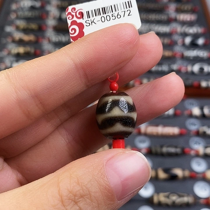 玛瑙/玉髓颈饰未镶嵌啥*盘