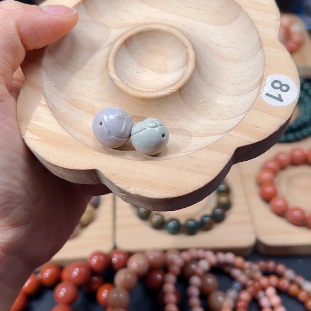 小***儿石英质玉未镶嵌手链78