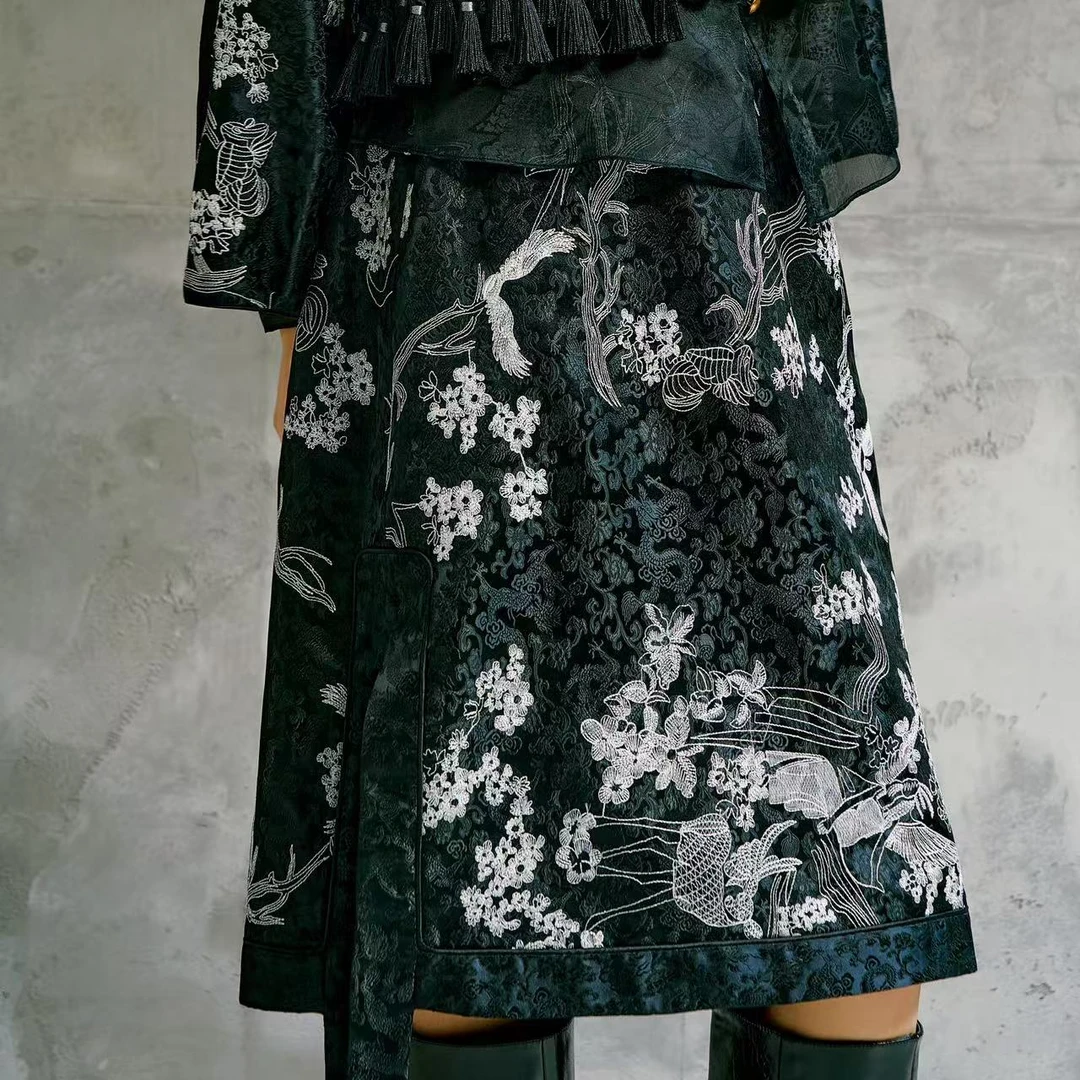 朱总原创设计新中式国风刺绣半身裙女2025春夏新款轻奢裙子3C163