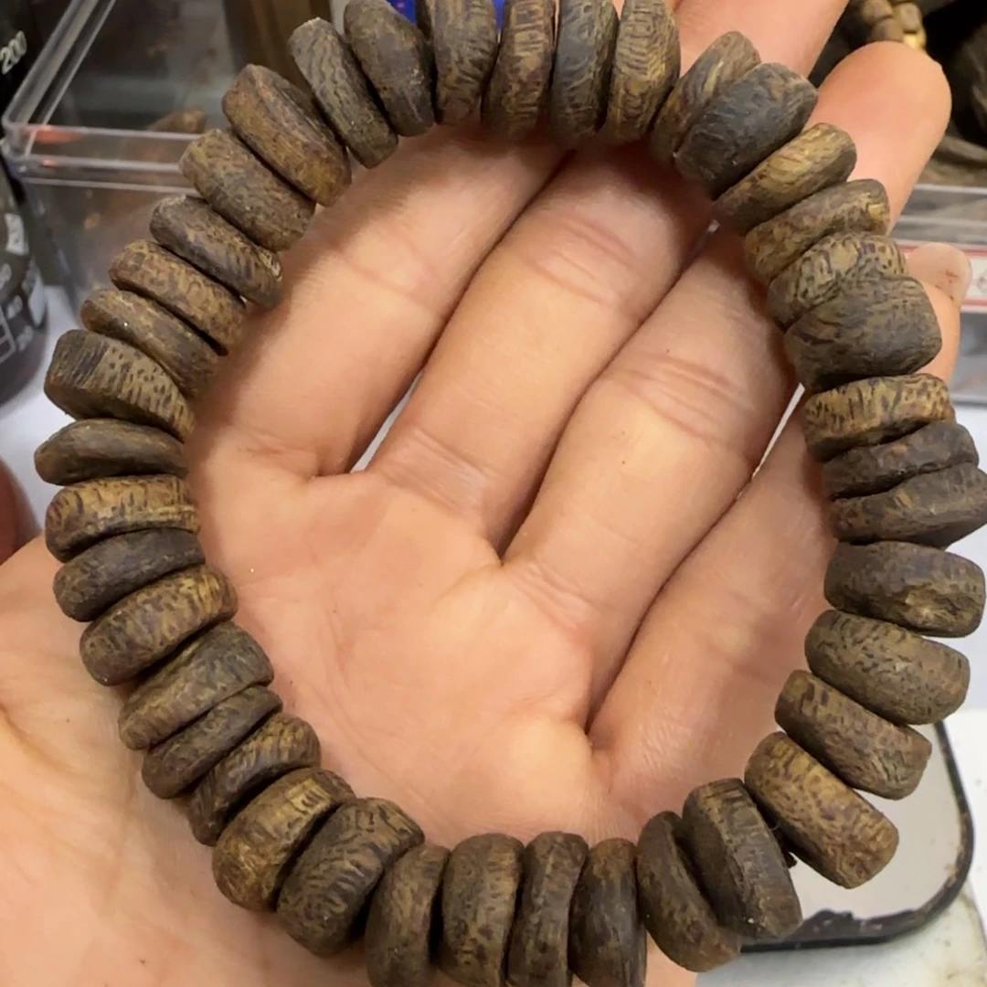 沉香木手串棋楠沉香树丁包壳手串18.5