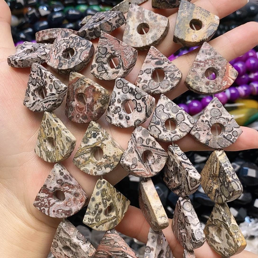 玛瑙/玉髓未镶嵌珠宝半成品豹纹一条装