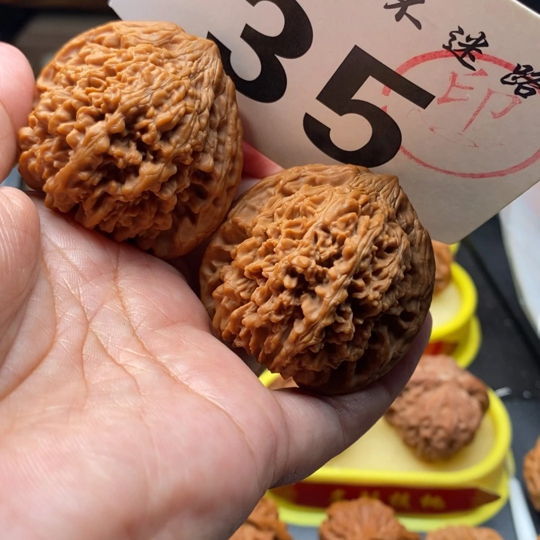 文玩核桃把件45全品满天星