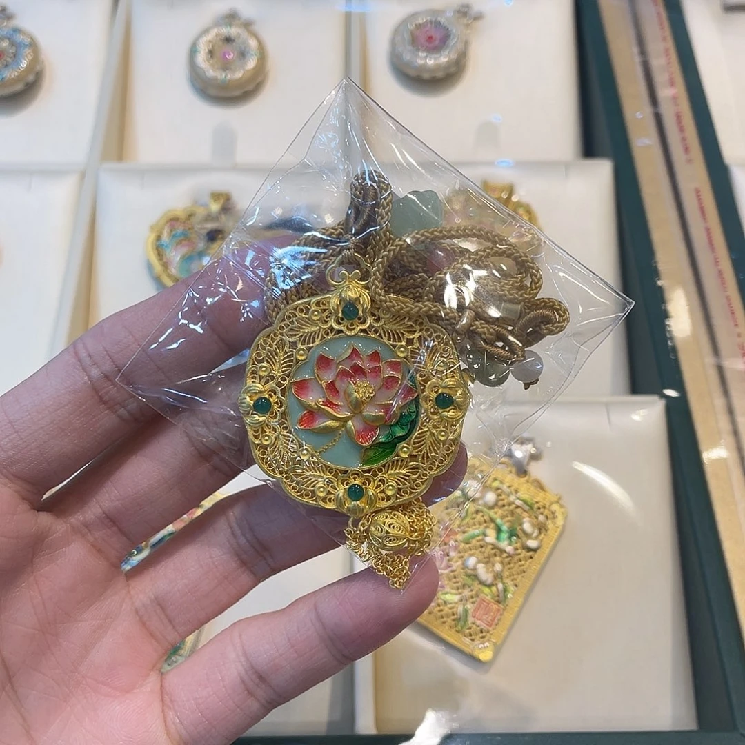 珐琅足银荷花流苏吊坠