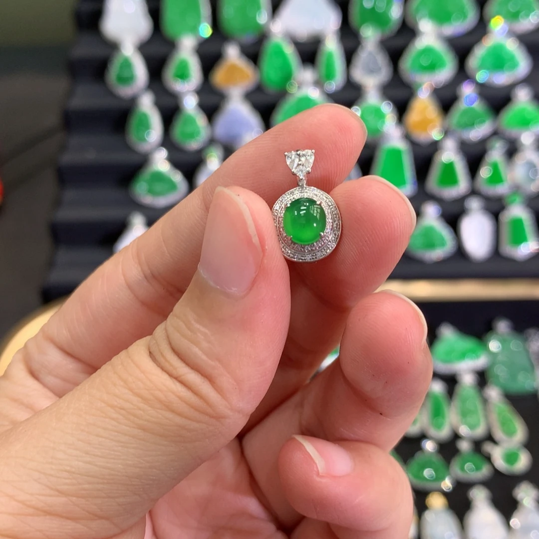 翡翠18K金镶嵌吊坠(不含链)吊坠