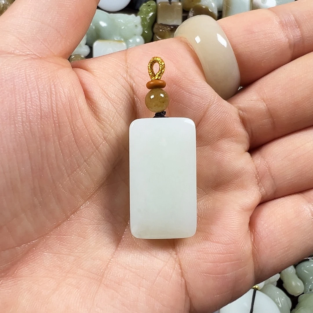 和田玉未镶嵌吊坠(不含链)