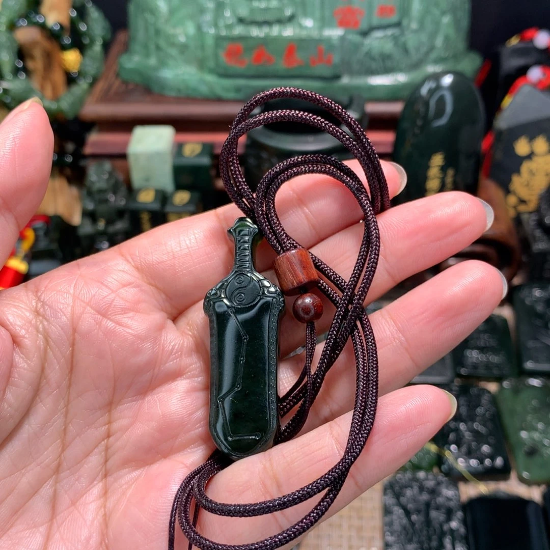 泰山玉精品北斗剑挂件