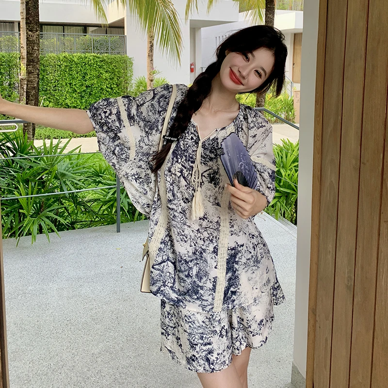 水墨花国风蕾丝遮肚套装波西米亚风法式性感连衣裙秋冬宽松新款