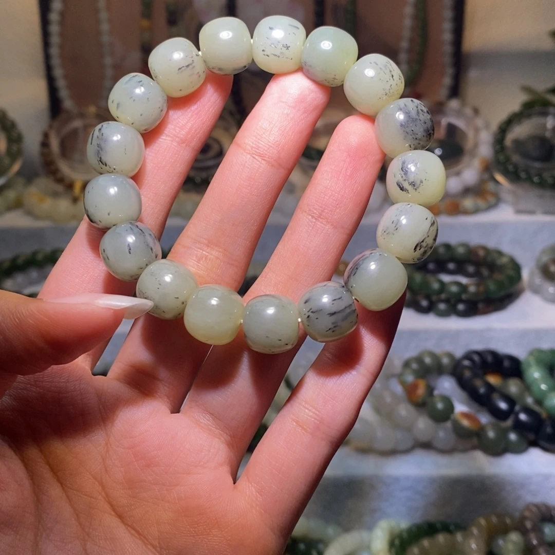 小***乐手链未镶嵌和田玉