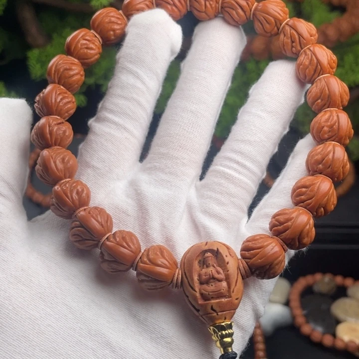 吊坠桃核精品小凤羽