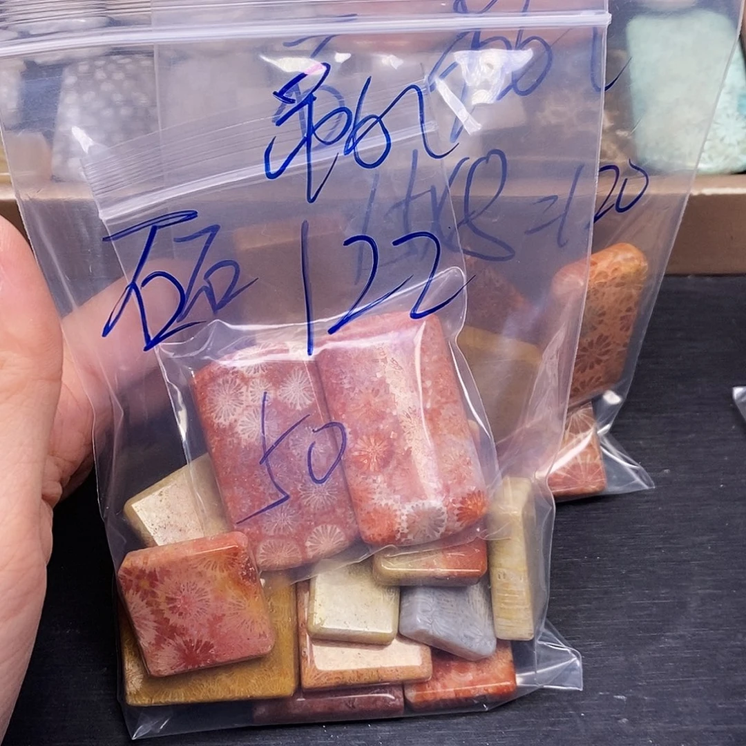 石***馆硅化玉合金颈饰吊坠