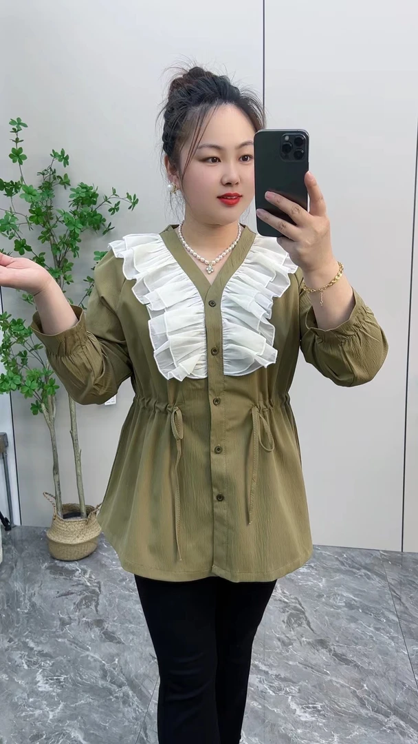 胖妹妹韩版大码女装设计感减龄春季新款V领荷叶边长袖收腰衬衫女
