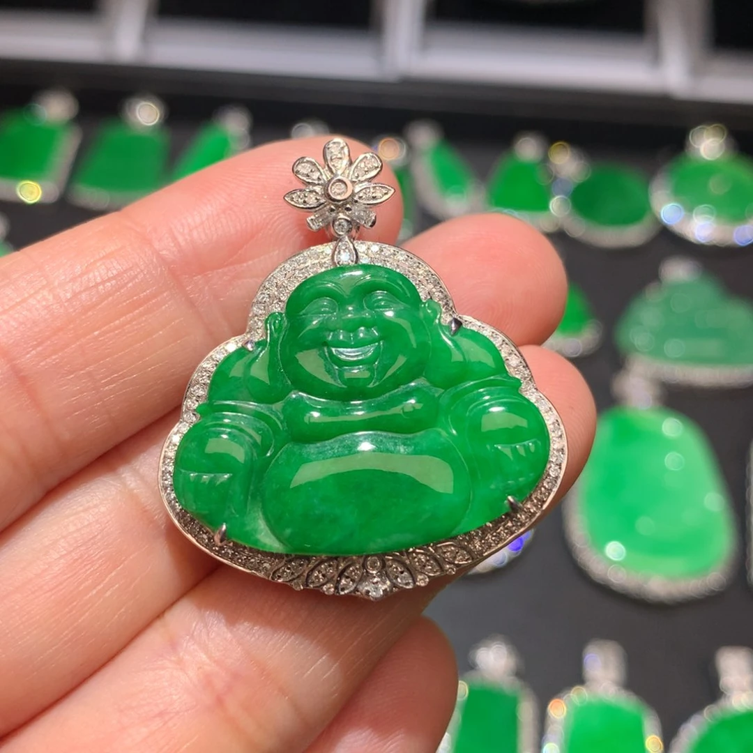 翡翠颈饰18K金镶嵌翡翠