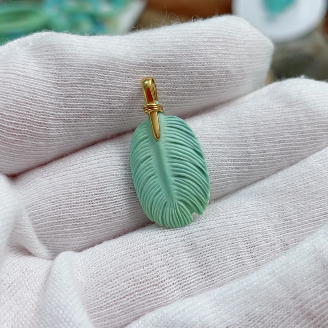 绿松石珠宝奇石18K金镶嵌