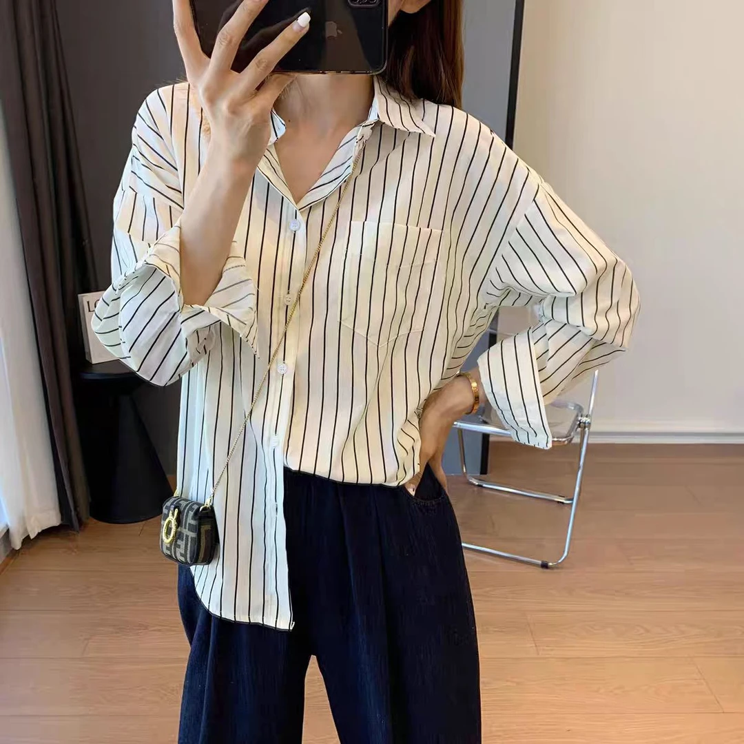 [TONFUNLY]蓝色条纹衬衫2024秋款时尚女长袖休闲衬衣