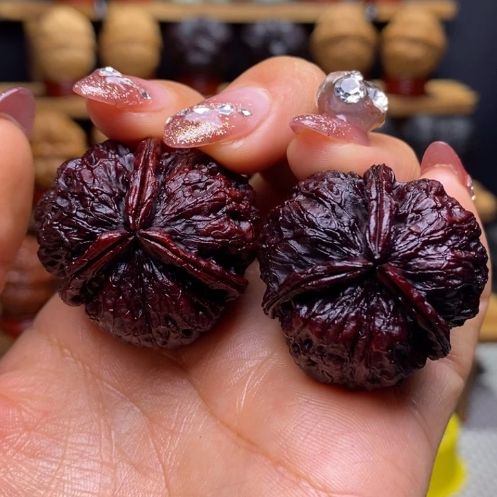 文玩核桃把件地闷三棱41