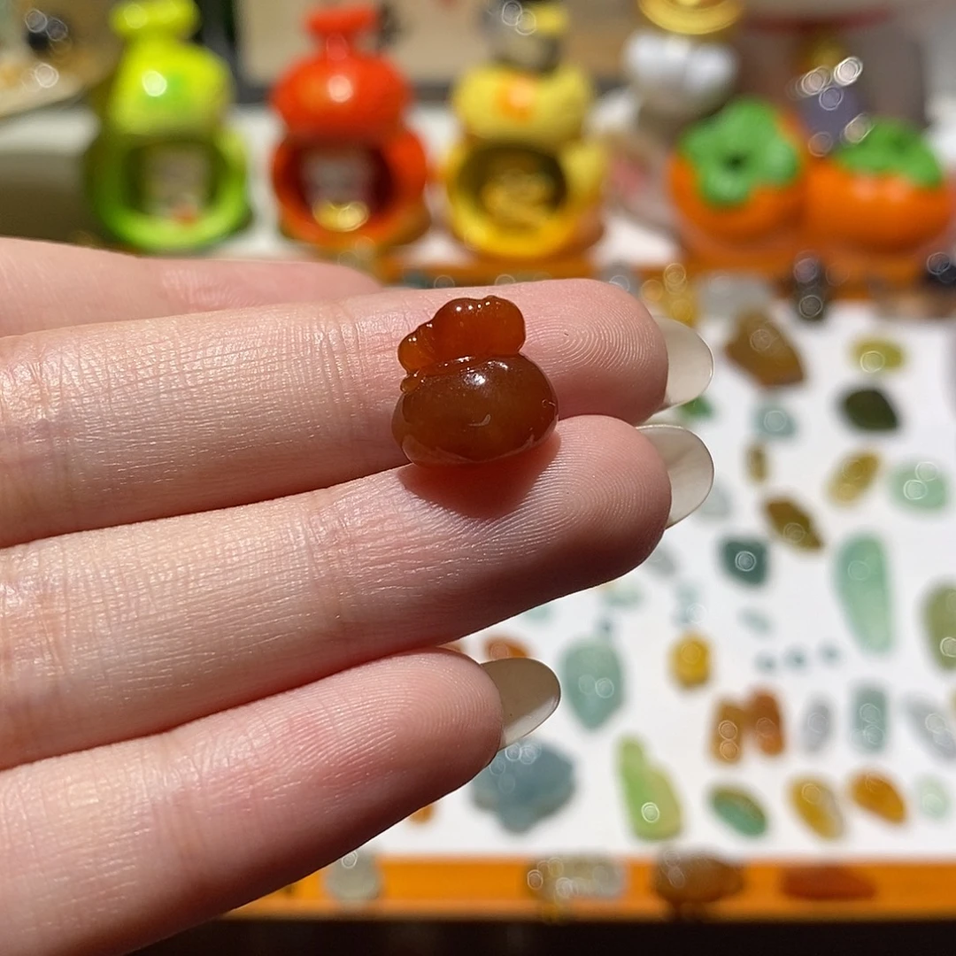 f***六颈饰未镶嵌翡翠米袋