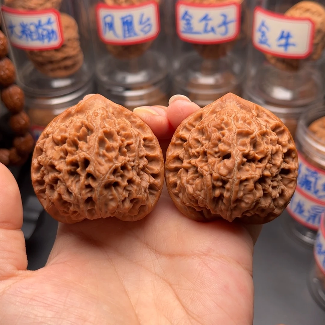 把件文玩核桃47水龙纹
