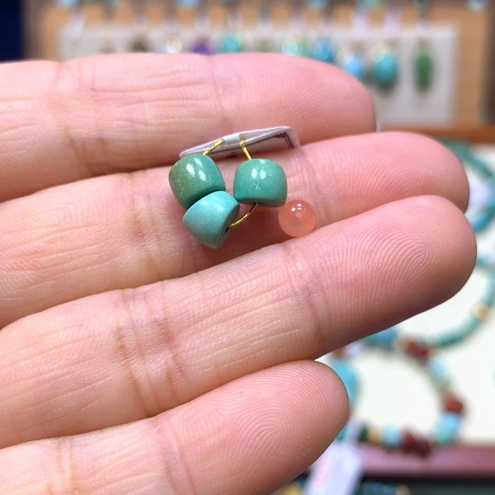 南红玛瑙未镶嵌配饰