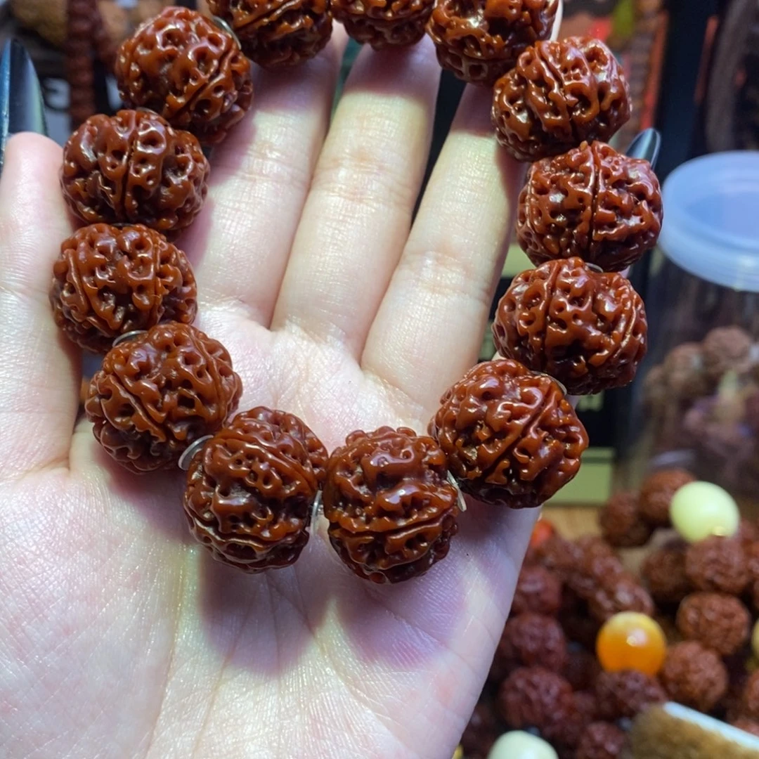 金刚菩提吊坠205肉玉化