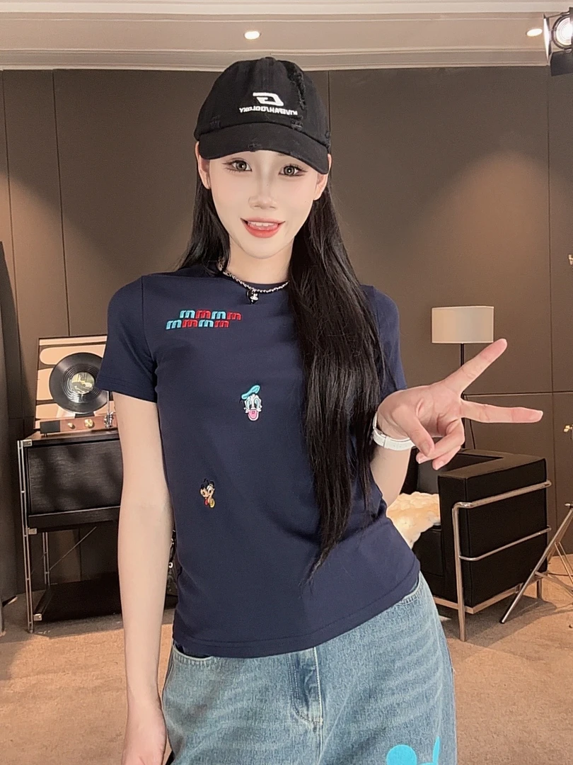 【七七】2025 新款百搭刺绣宽松圆领T恤简约显瘦短袖上衣151