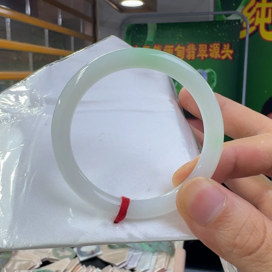 翡翠手镯未镶嵌纯天然缅甸翡翠a货