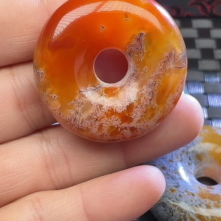 玛瑙/玉髓颈饰合金米**奶