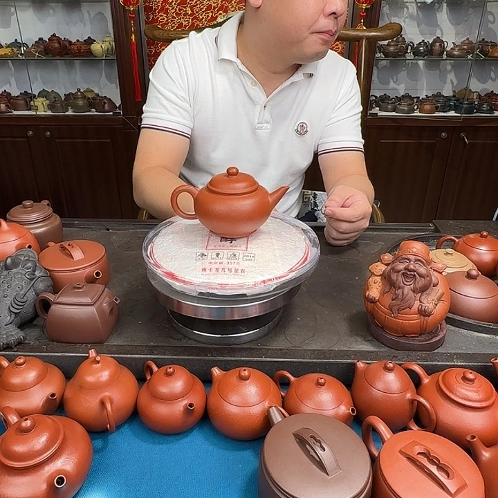 茶壶紫砂水平朱泥熟普