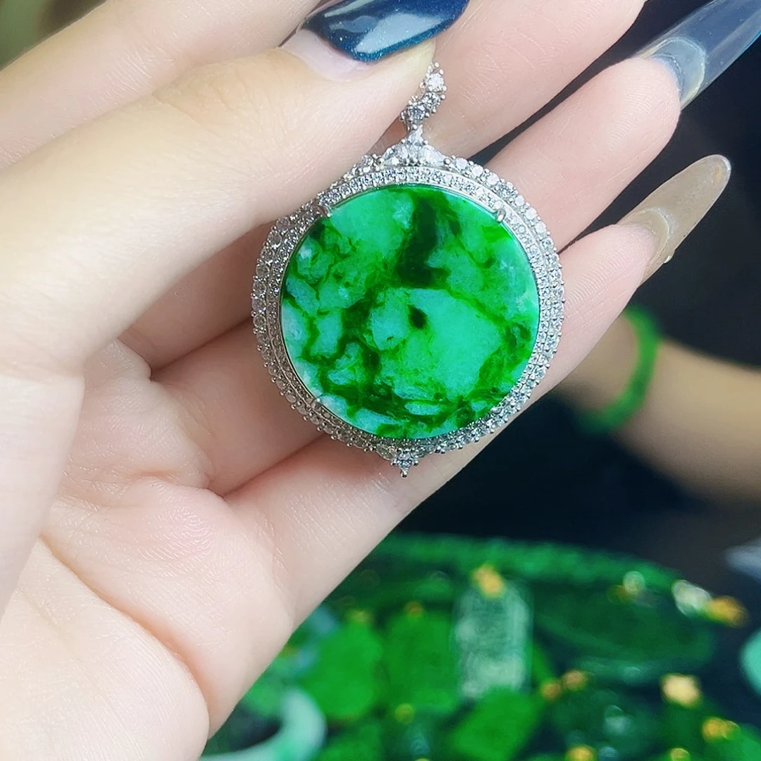 颈饰银S925镶嵌翡翠多样性