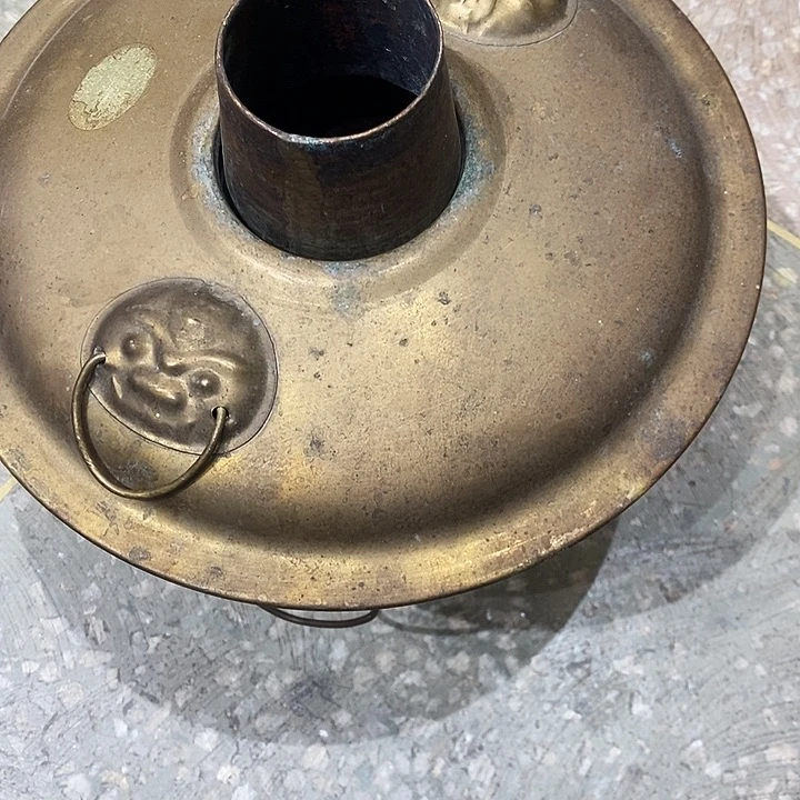 A*老式铜器古朴厚重