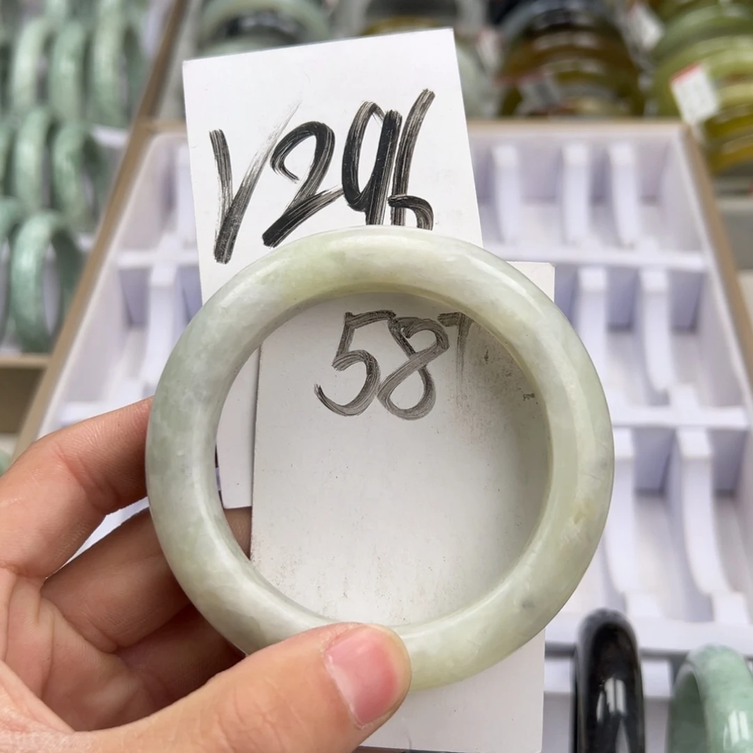 岫玉手镯未镶嵌天然岫玉微瑕