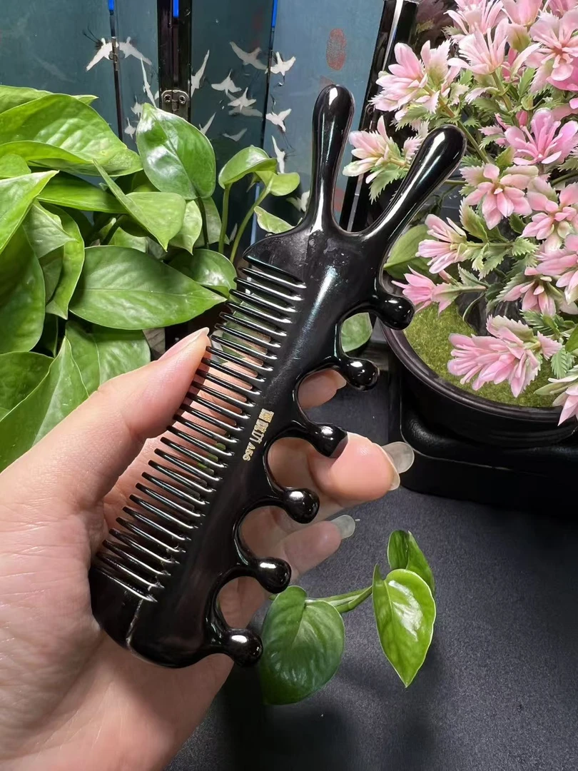 板娘专享 白水黑金刚按摩梳 微瑕福利 随机发货 不退不换 -X197