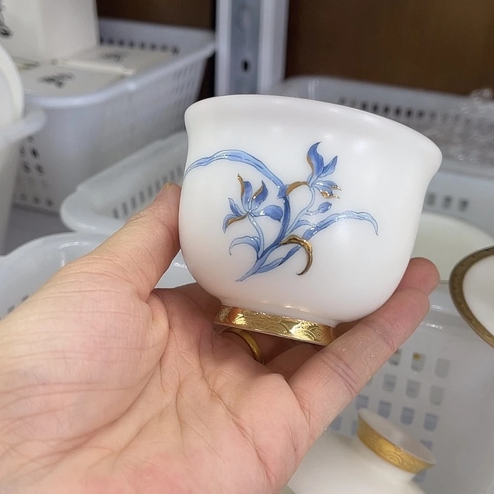 福利待遇多多哦哦哦