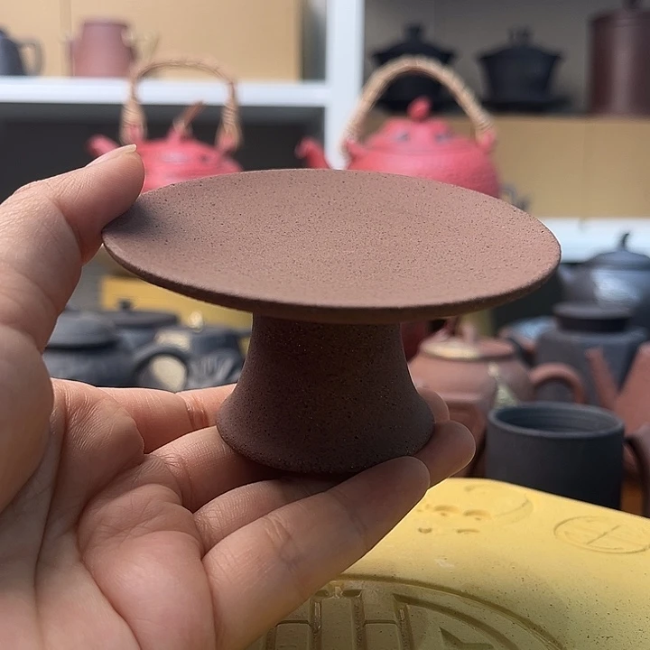 正品店老板一名自称被抓