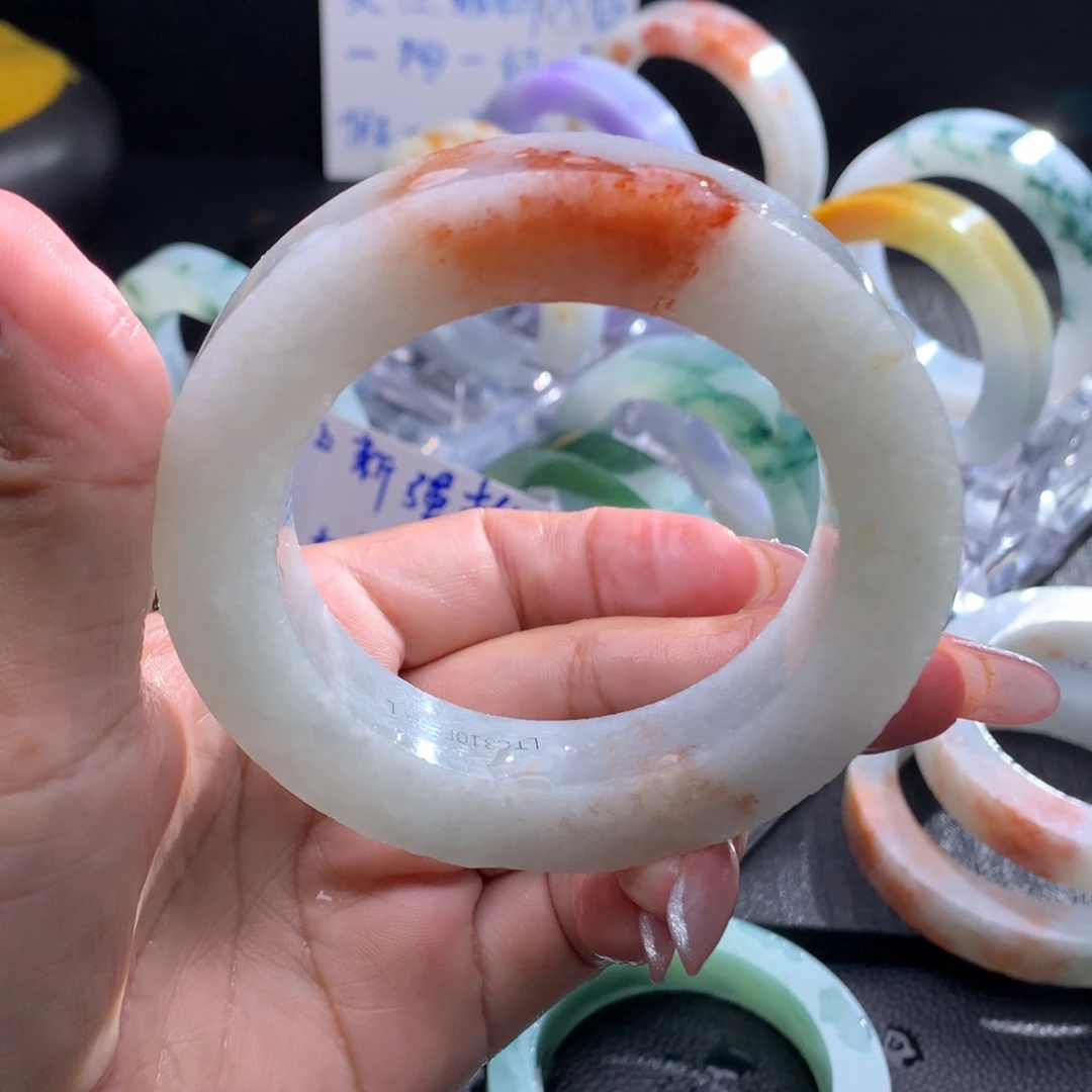 未镶嵌翡翠手镯定制翡翠狮*鹿