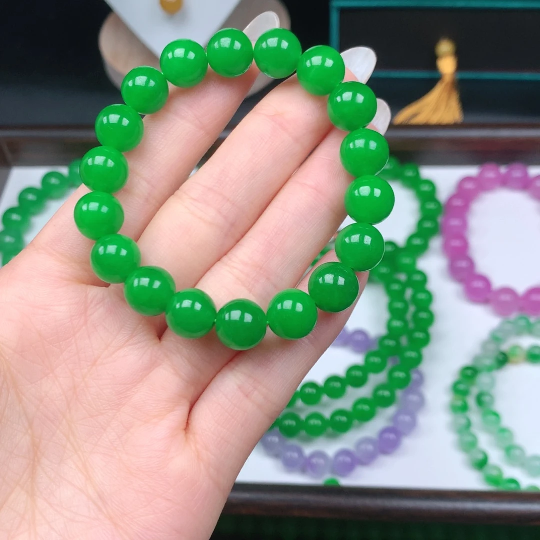 R***s一物一拍，卡10阳绿色手串