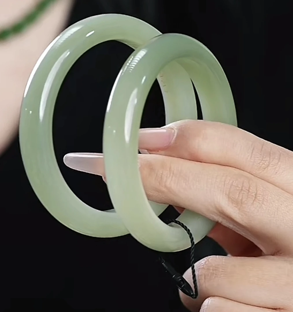 和田玉晴水半山水手镯SZ218多样性发其一