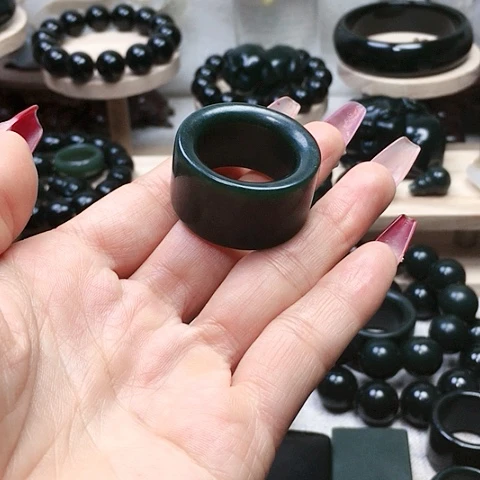 未镶嵌手串和田玉