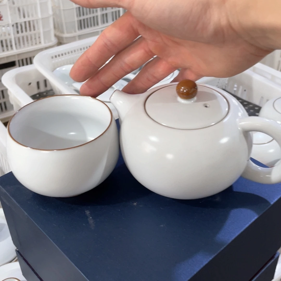 瓷片小微瑕。。。。。。。。。