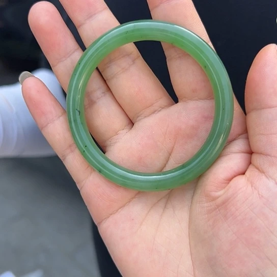 和田玉戒指未镶嵌